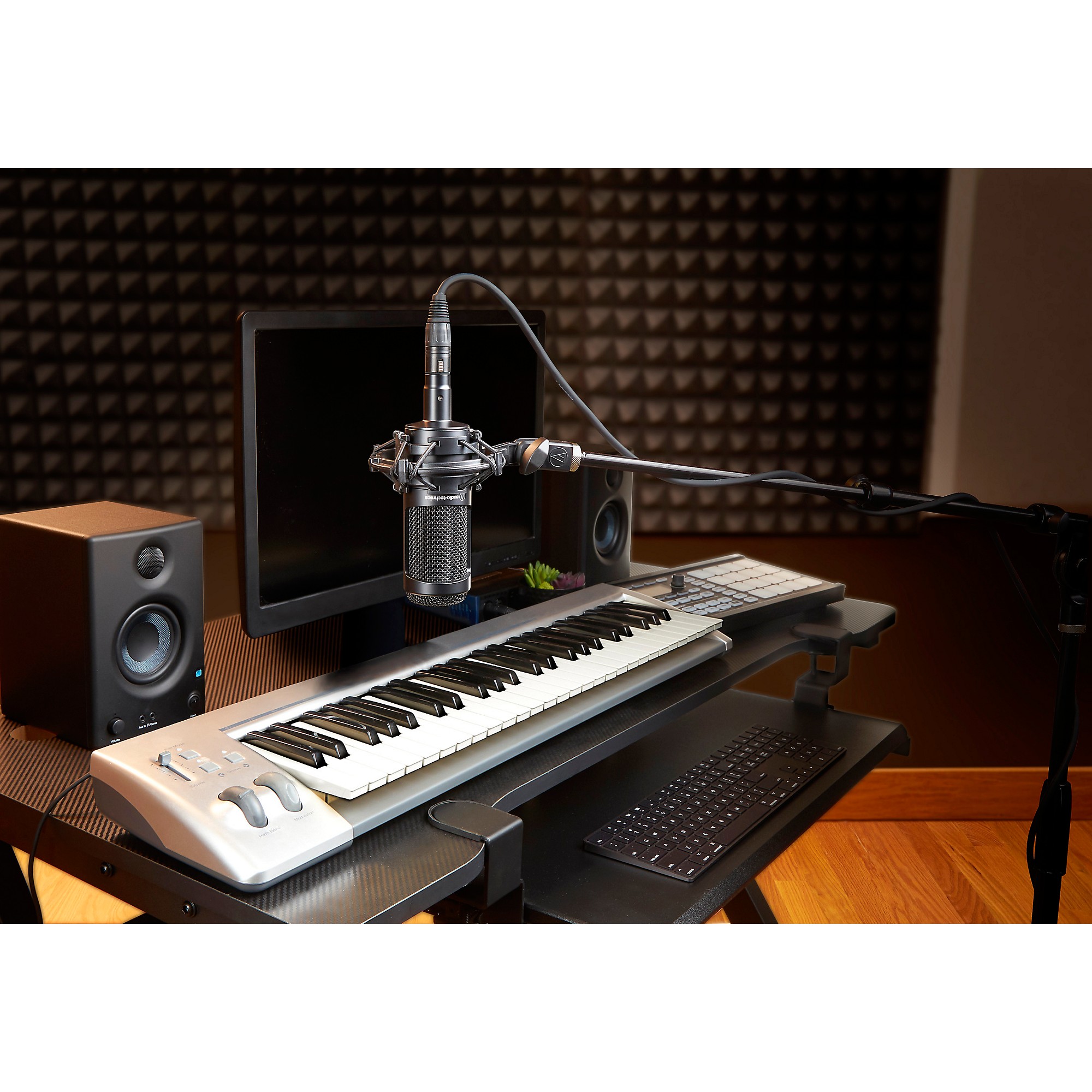 Audio-Technica AT2035 Cardioid Condenser Microphone | Music Audio-Technica AT2035 Cardioid Condenser Microphone | Music