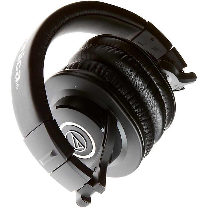 Audio-Technica ATH-M40x Professional Studio Monitor Headphone, Black, with  Cutting Edge Engineering, 90 Degree Swiveling Earcups, Pro-grade