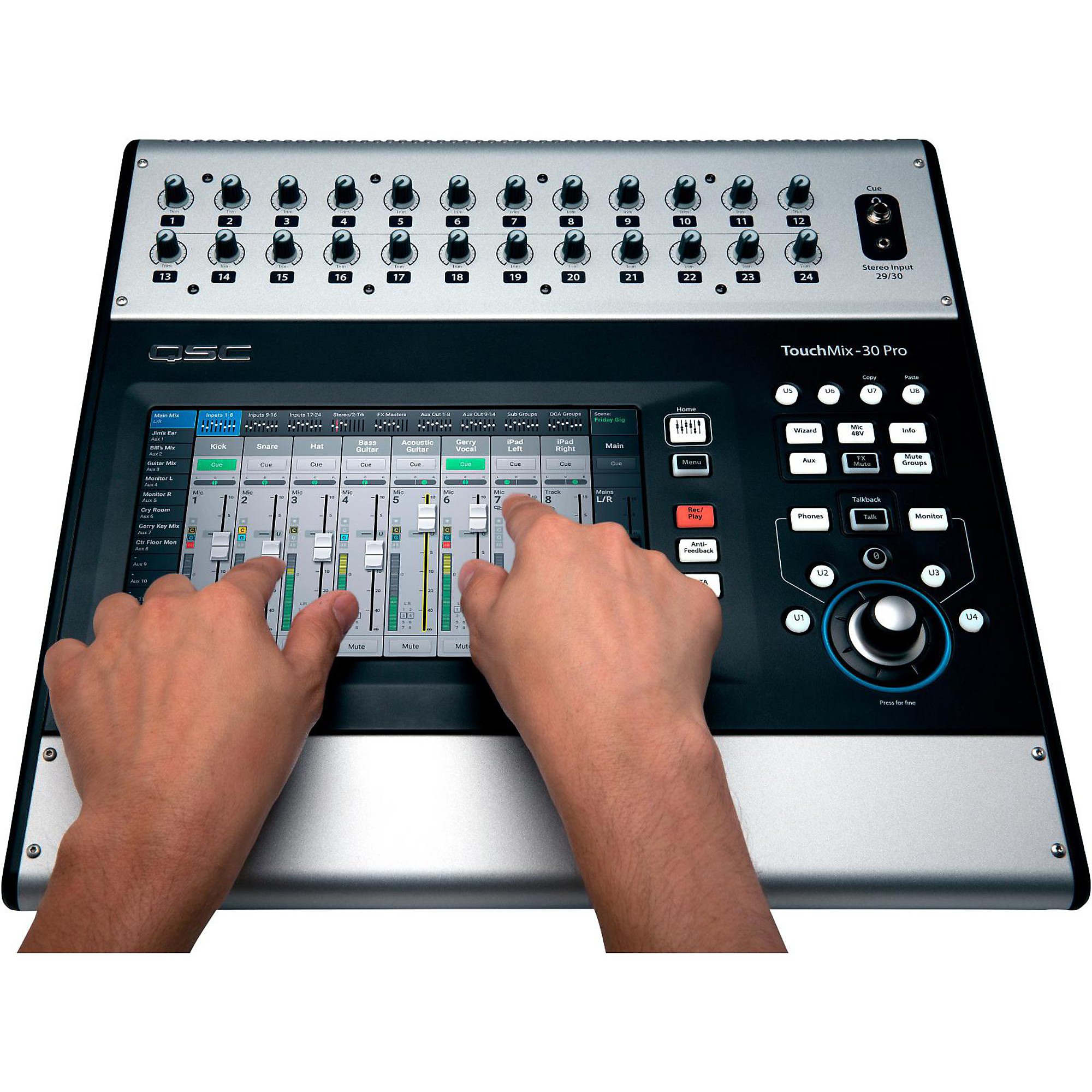 QSC TouchMix-30 Proは、32入力のデジタルミキサー QSC TouchMix-30 Pro 32-Channel Digital Mixer | Guitar Center