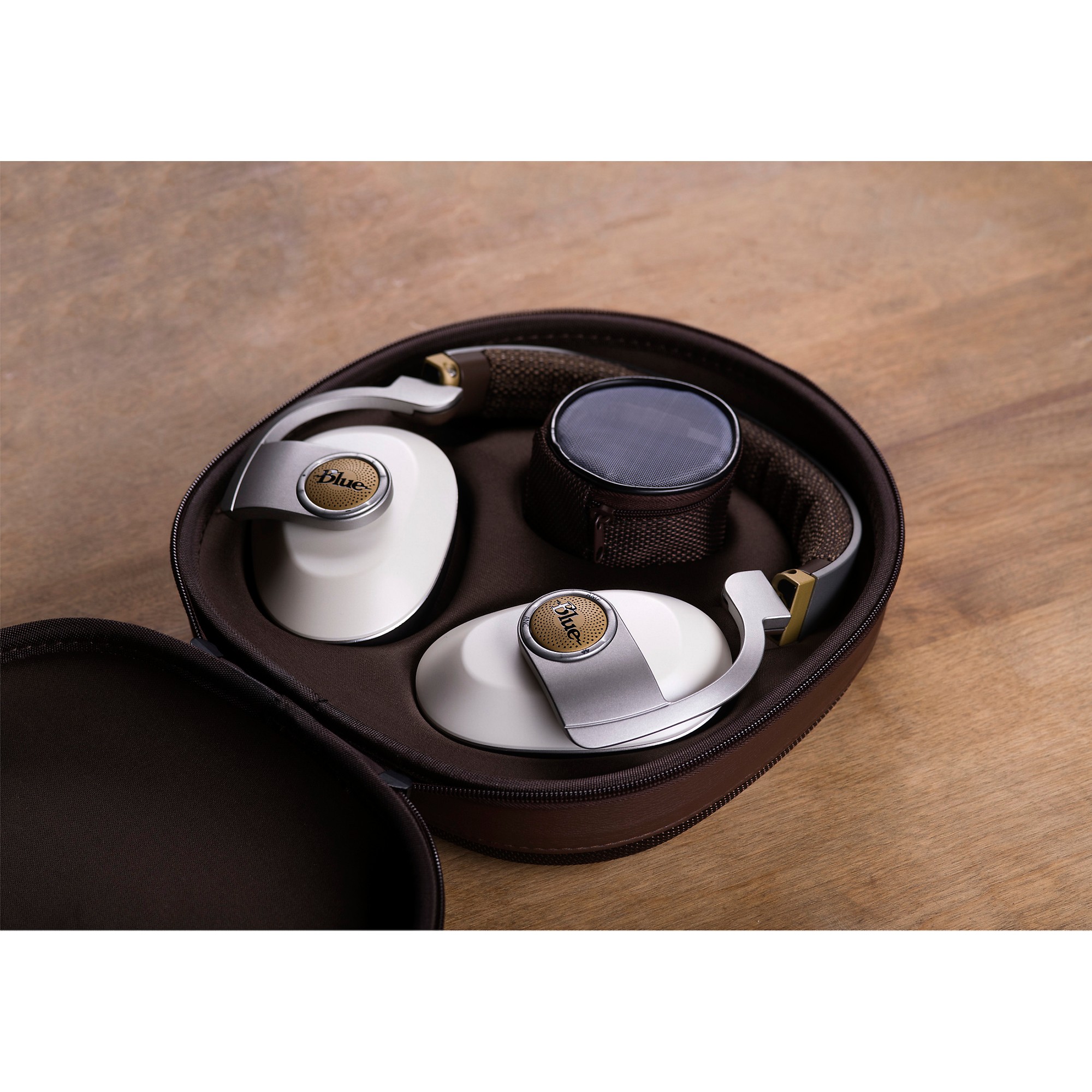 ヘッドホン Blue Microphones Satellite Premium Amazon.com: Blue Satellite Premium Wireless Noise-Cancelling