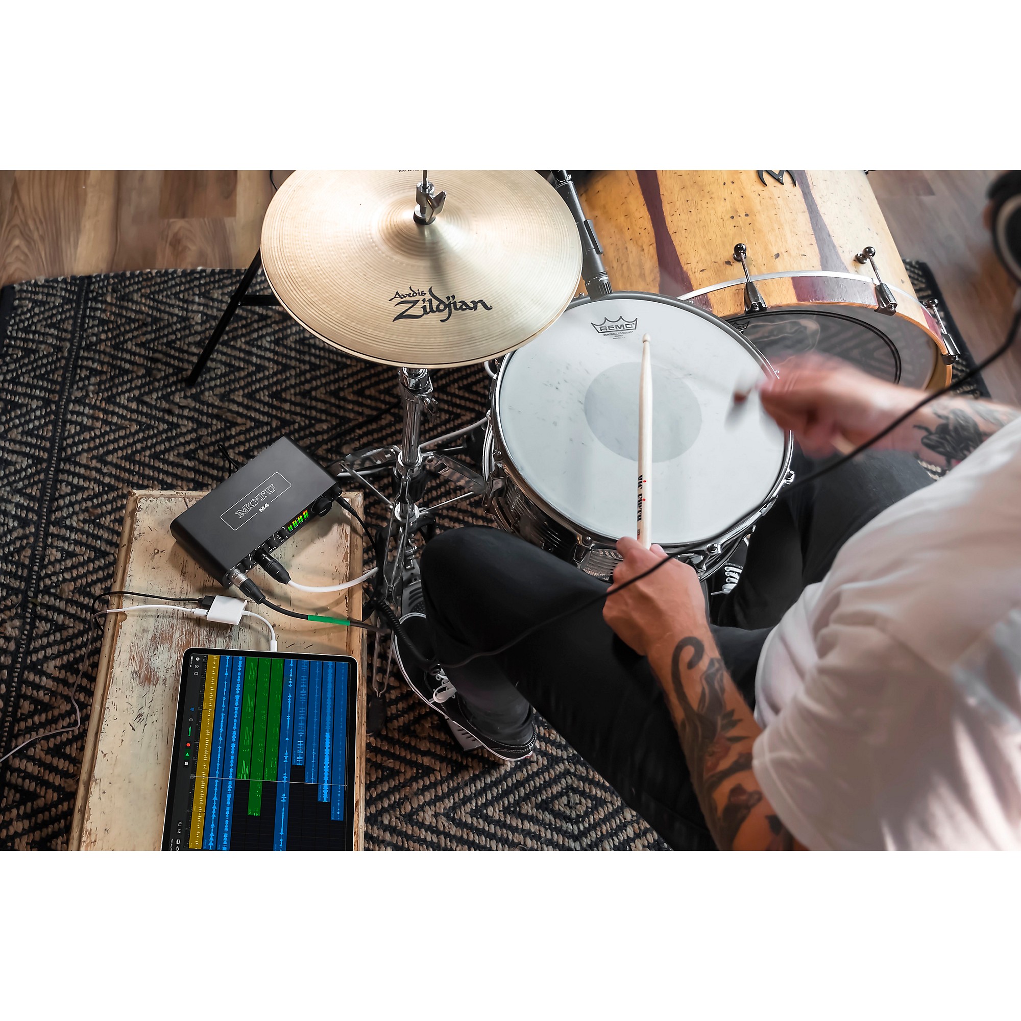 MOTU M4 4x4 USB-C Audio Interface | Music & Arts