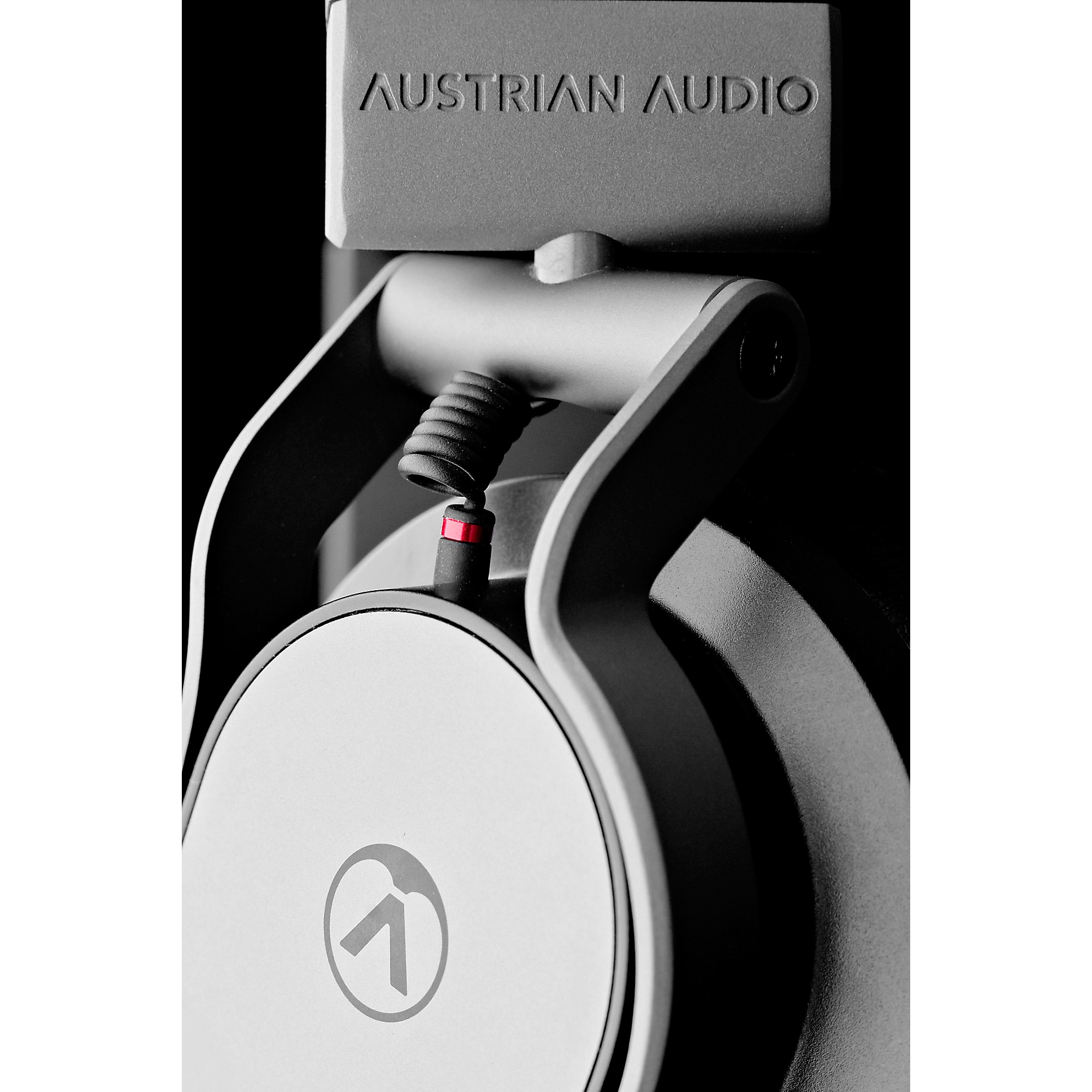 Austrian Audio Hi-X55 Professional Closed-Back Over-Ear Austrian Audio Hi-X55 Professional Closed-Back Over-Ear