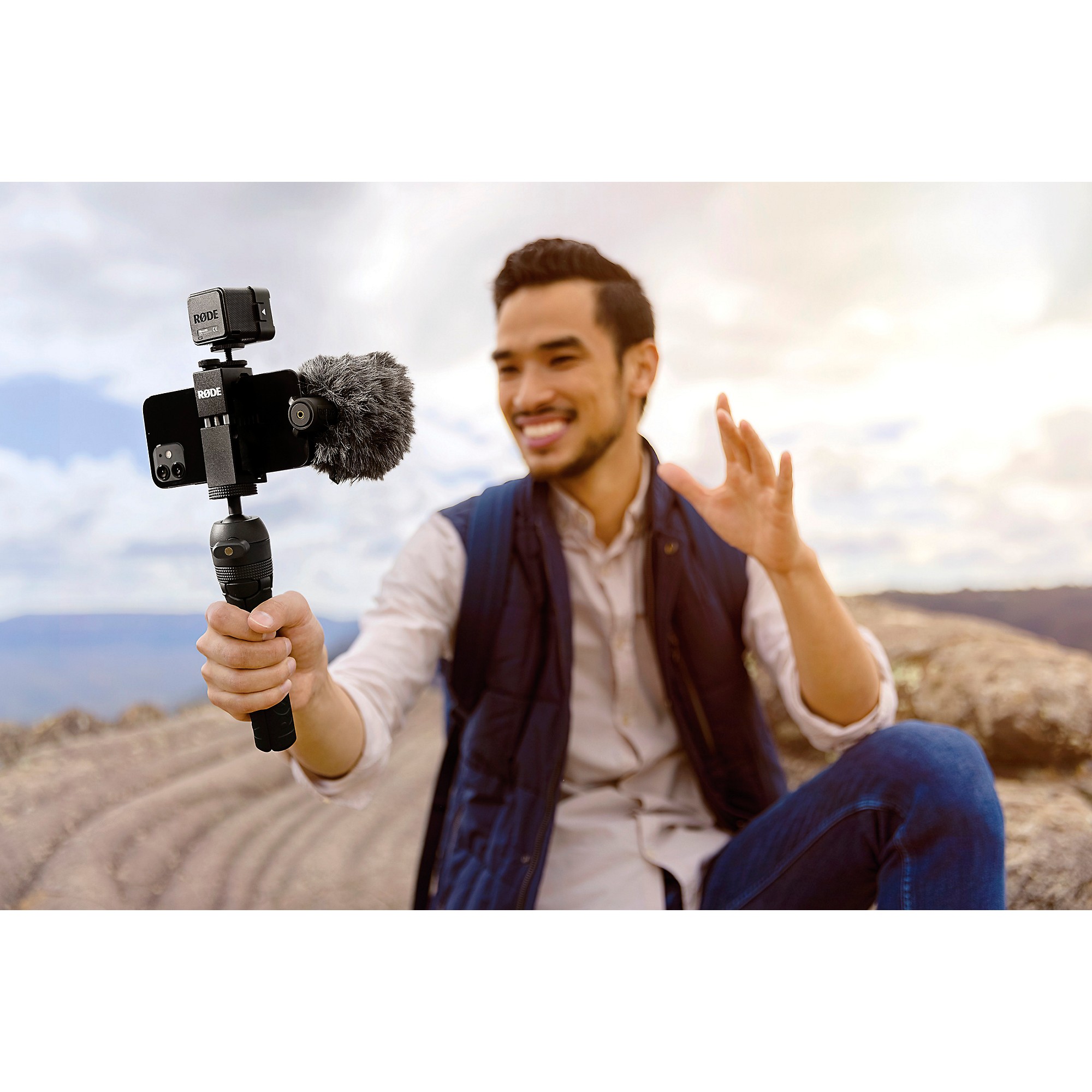 RØDE VLOGGER KIT iOS Edition Mobile Filmmaking Kit for iOS