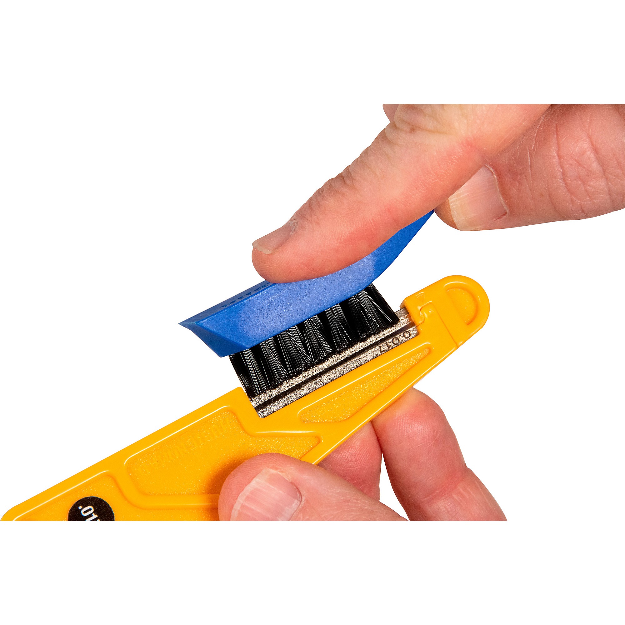 Music Nomad Music Nomad 16-Piece Diamond-Coated Nut File Complete Shop Set  With Storage Case and Cleaning Brush