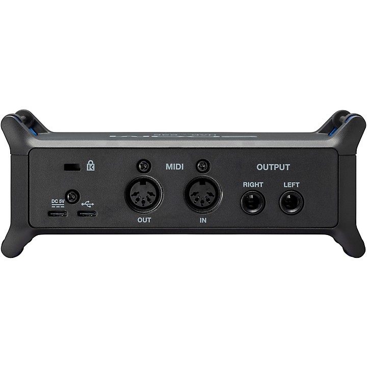 Zoom UAC-232 USB 3.0 Audio Interface | Music & Arts