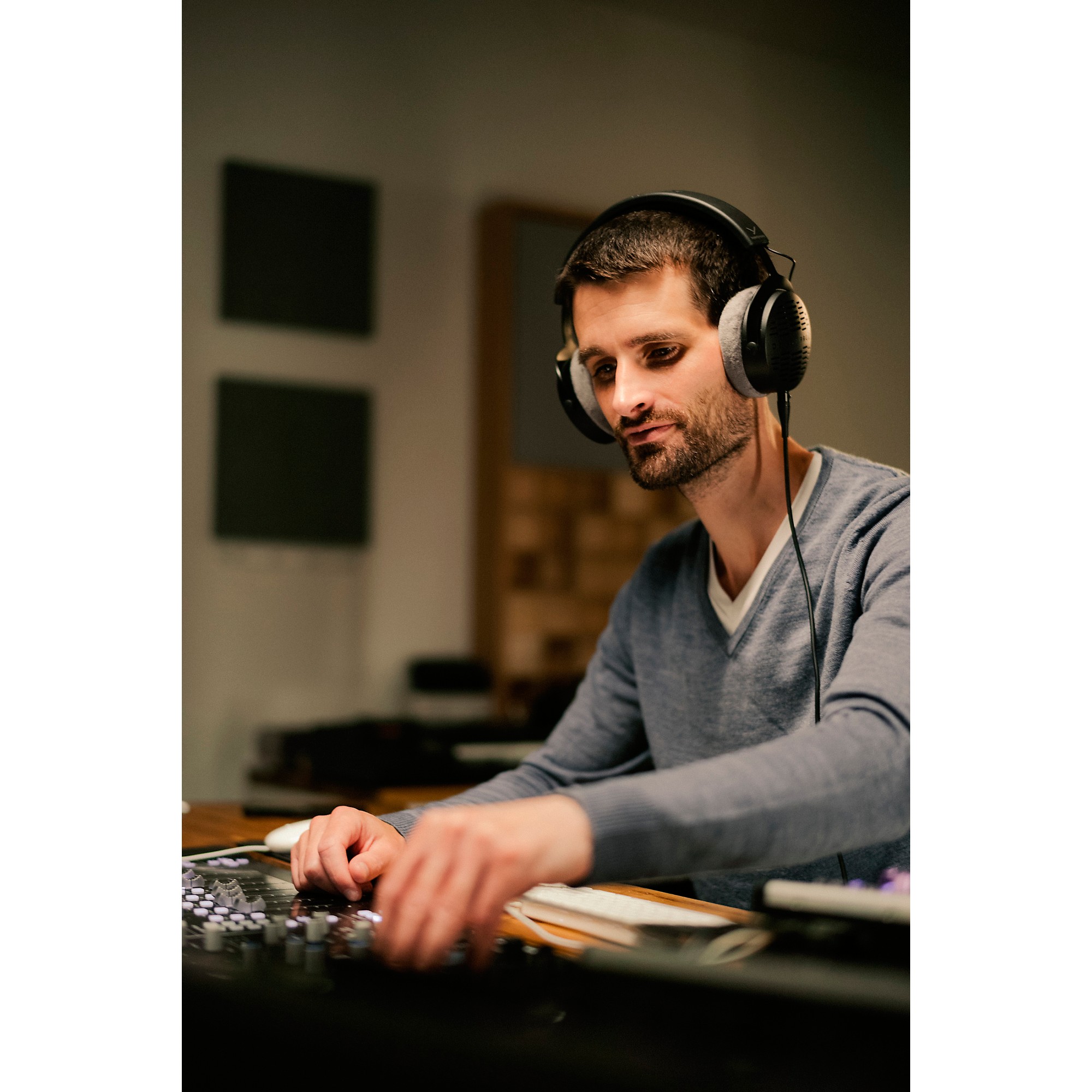 【まさお様】beyerdynamic DT900 PRO X Beyerdynamic DT 900 Pro X Studio headphones for critical