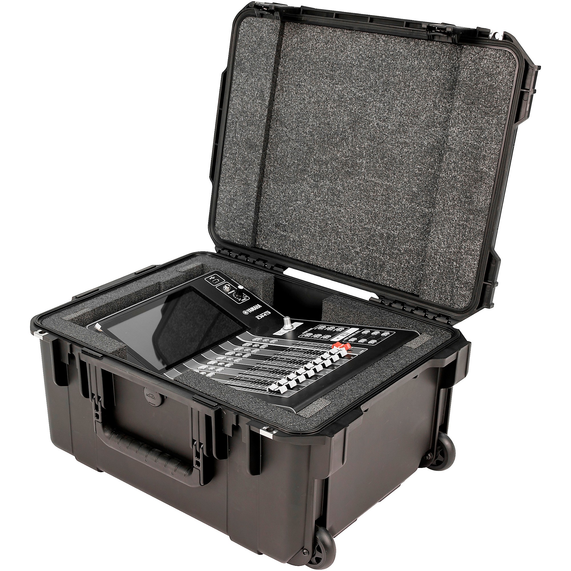SKB 3i2015-10DM3 iSeries Yamaha DM3 Mixer Case | Music & Arts