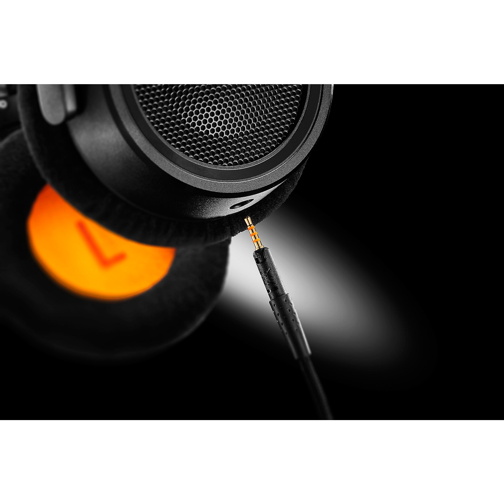 Neumann NDH 30 Open-Back Studio Headphones, Black Edition | Music