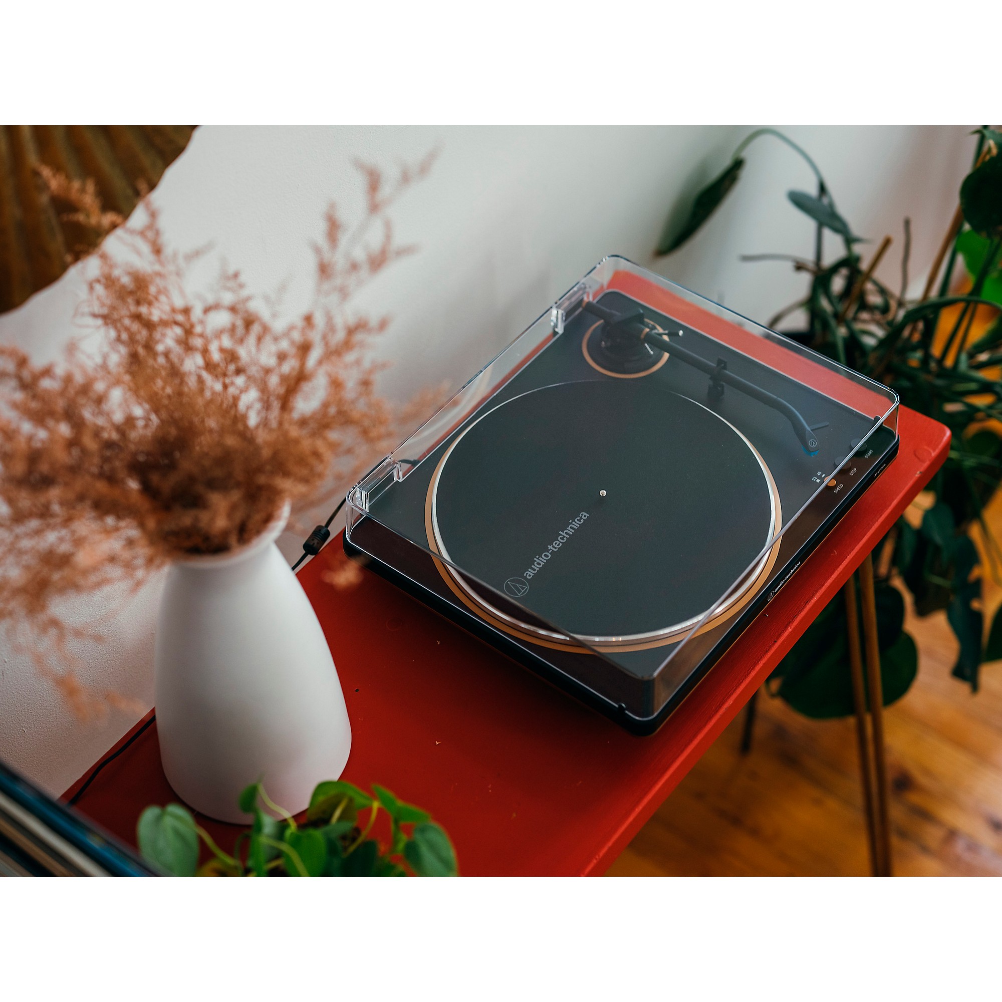 Audio-Technica AT-LP70X-BZ Fully Automatic Belt-Drive Turntable