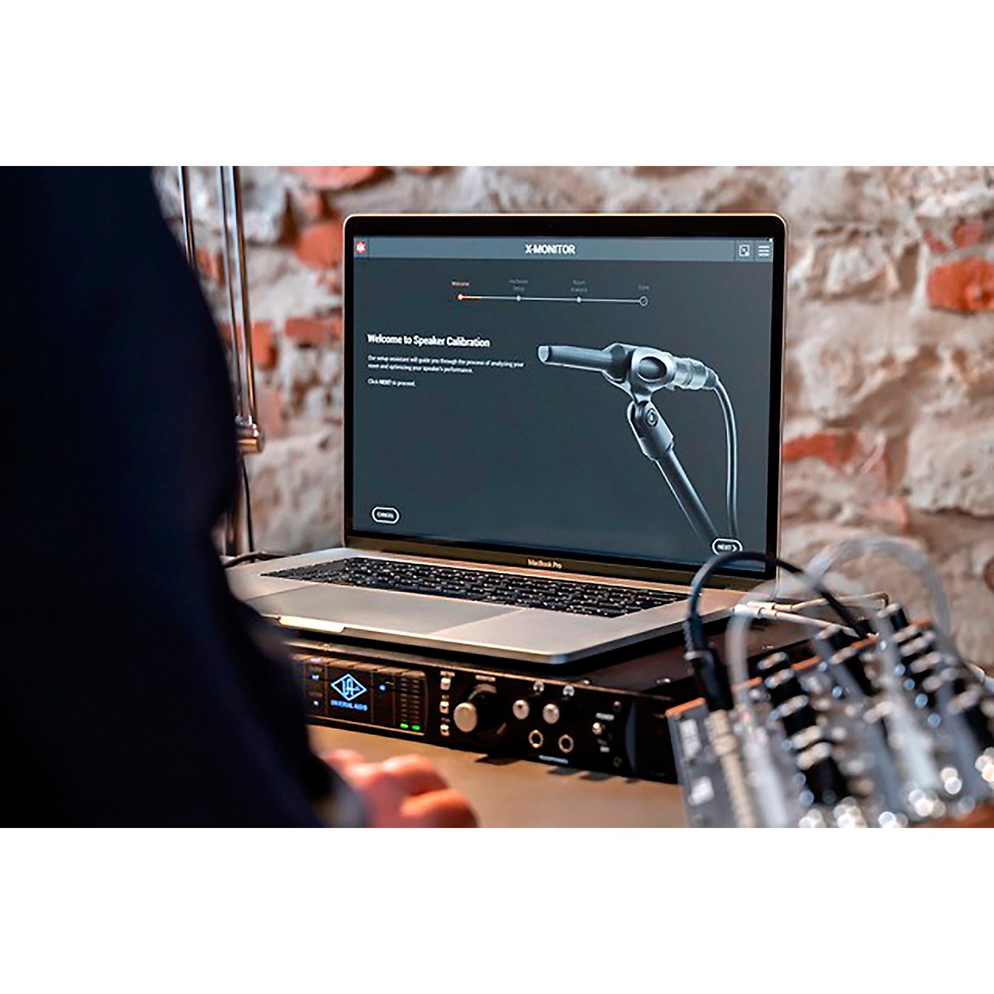 IK Multimedia iLoud Micro Monitor Pro 3