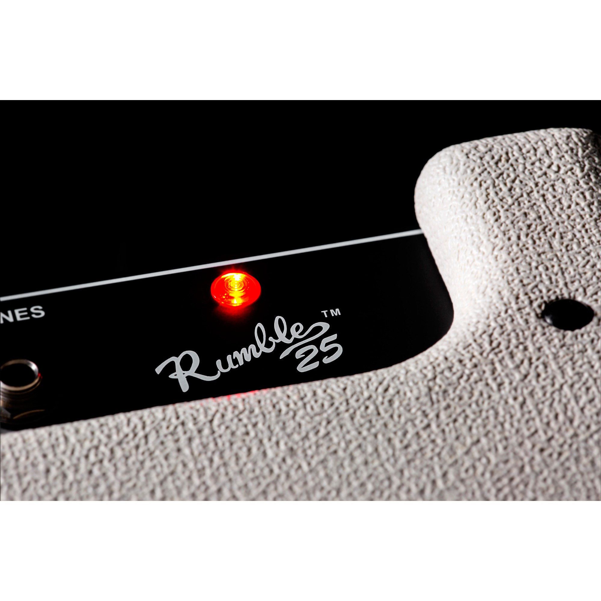 Fender Rumble 25 V3 1x8 25W Bass Combo Amp | Music & Arts
