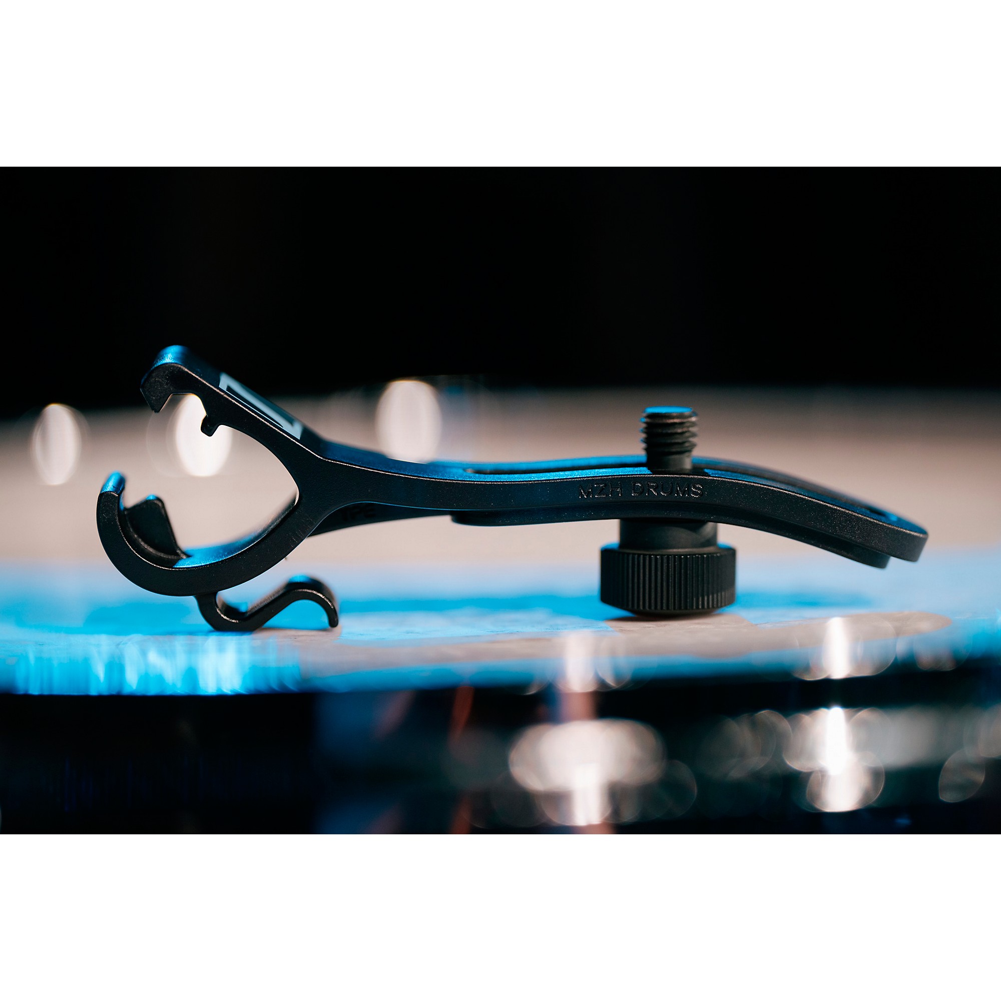 Sennheiser MZH Drum Microphone Clip for MD421 KOMPAKT | Music & Arts