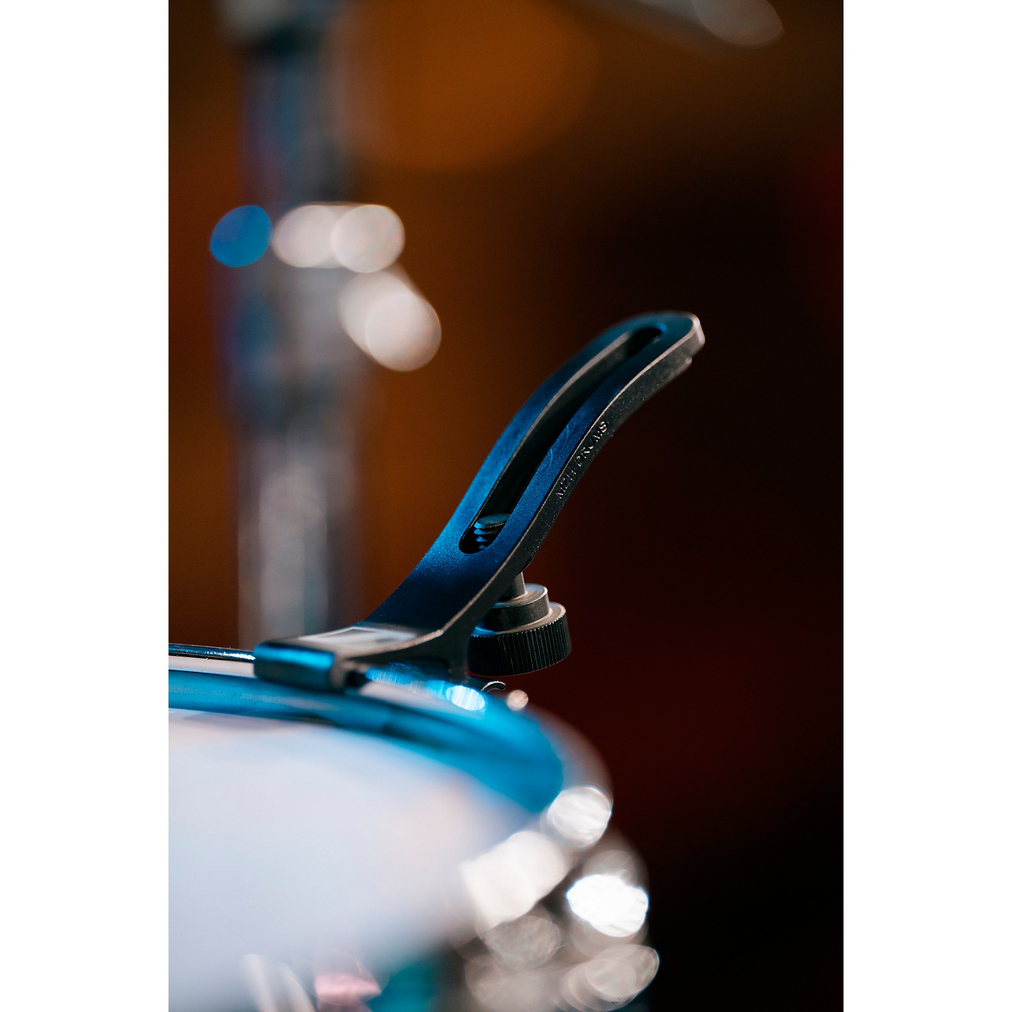 Sennheiser MZH Drum Microphone Clip for MD421 KOMPAKT | Music & Arts