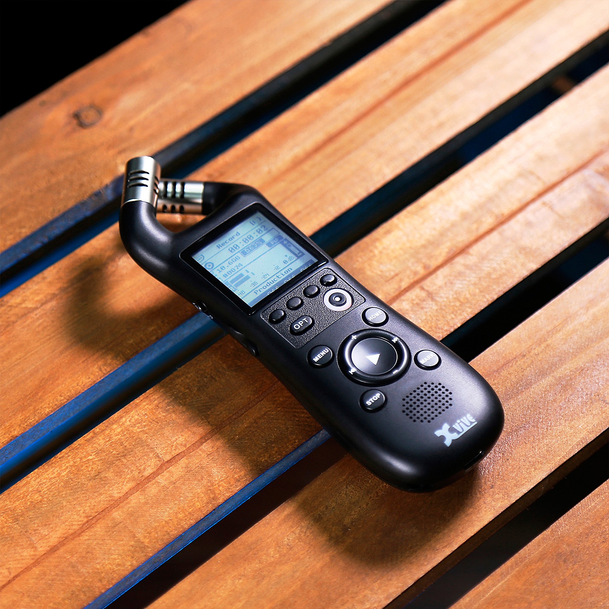 Xvive XV1-R 32-Bit Portable Stereo Recorder | Music & Arts